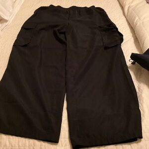 Chic Black Wide-Leg Trousers